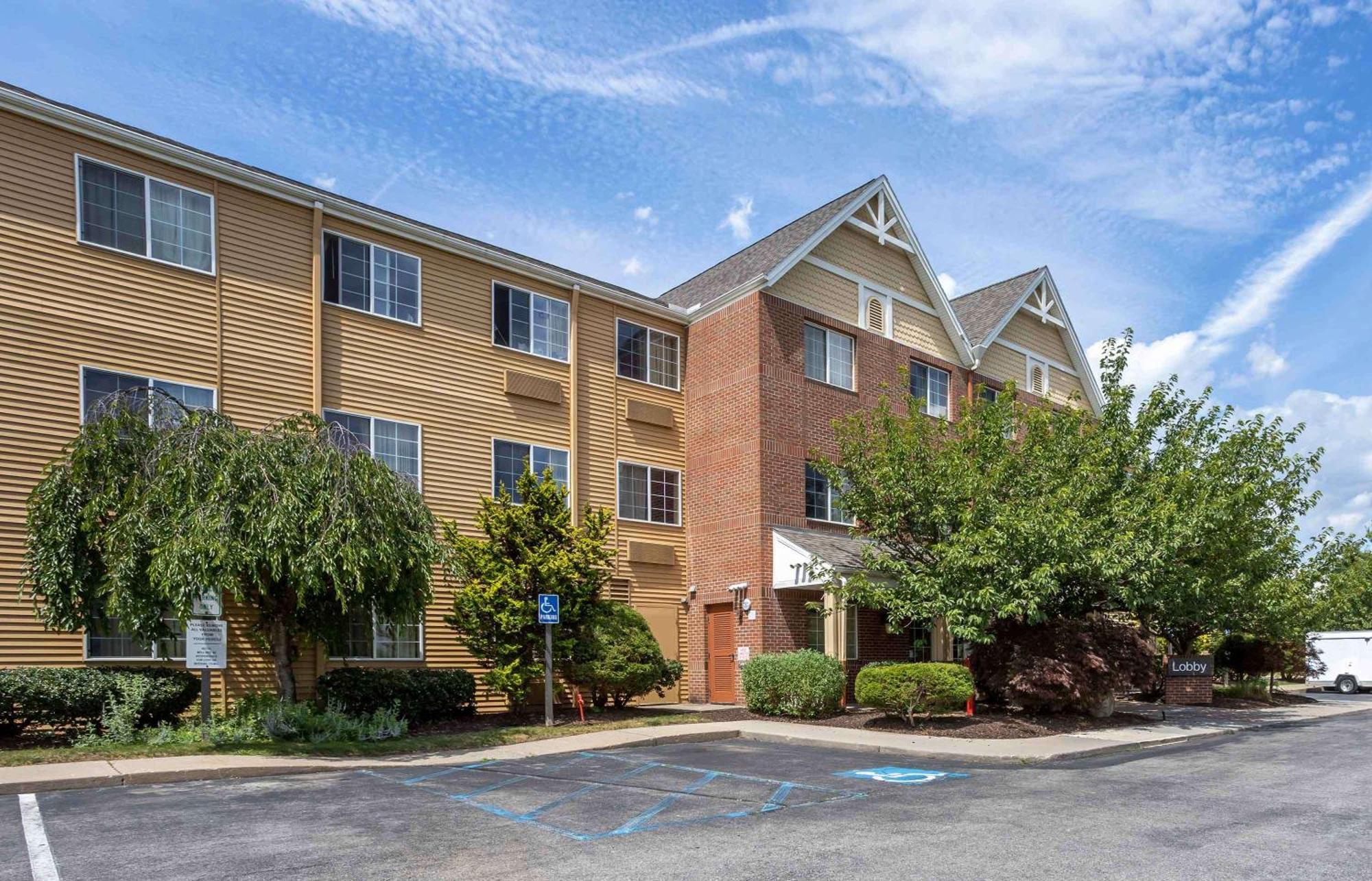 Extended Stay America Suites - Fishkill - Route 9 Exterior photo